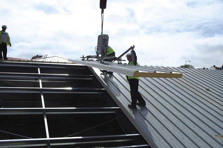 نحوه اجرای ساندویچ پانل سقفی